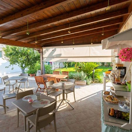 B&B L'Isola Che Non C'E Torre San Giovanni Buitenkant foto